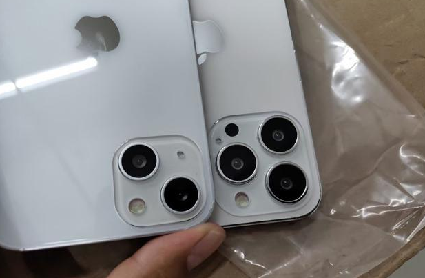 昌吉苹果手机维修分享iPhone 13‌机模长什么样 